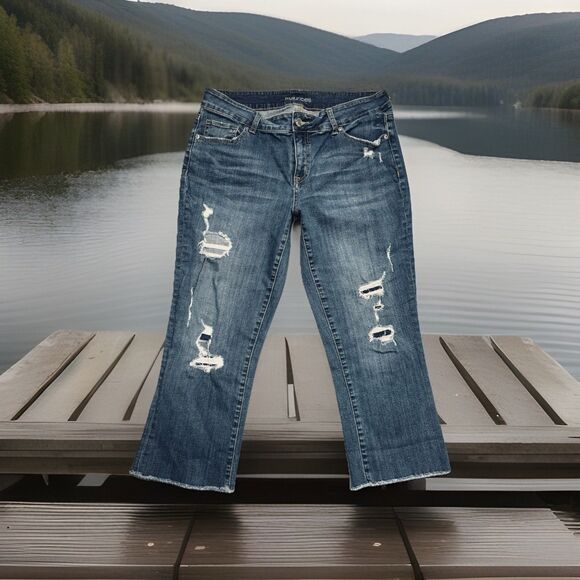 Maurices Cropped Jeans 12 (32 x 22.5) Blue Distressed Patching Stretch Womens - Picture 1 of 11